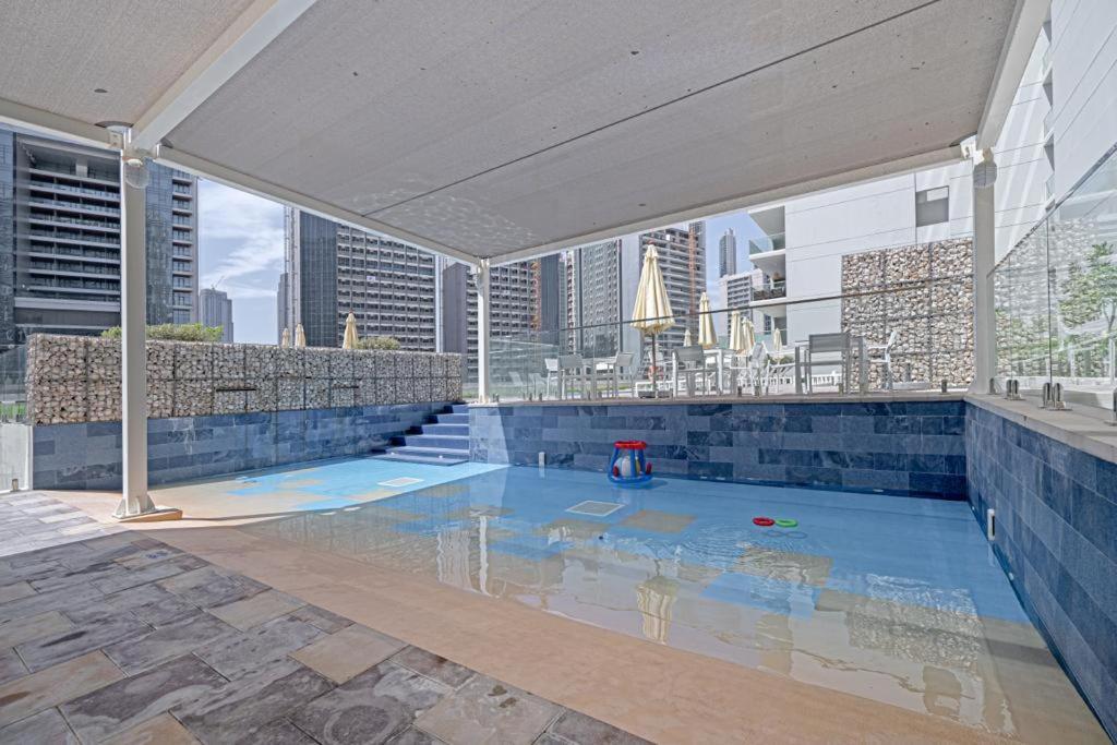Alluring 1 Bd Apartment In Business Bay With Burj Khalifa View Dubaj Exteriér fotografie